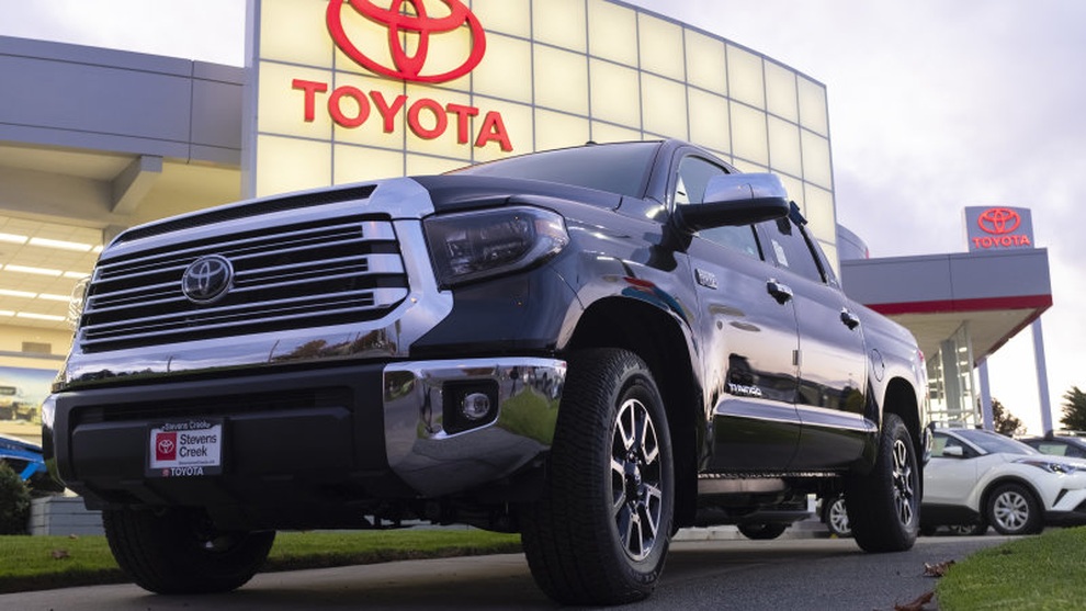 Toyota đe dọa lật đổ ngôi vương của GM trên sân nhà - 1 Toyota đe dọa lật đổ ngôi vương của GM trên sân nhà - 1