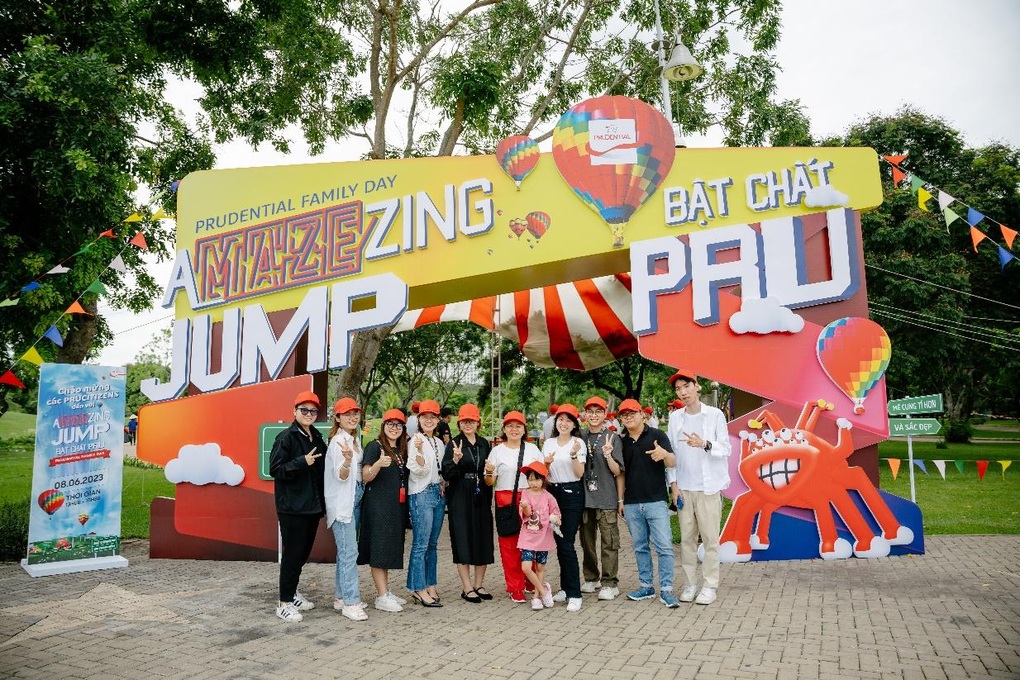 Prudential khởi động mùa hè cho hàng trăm nhân viên với Prudential Family Day - 1