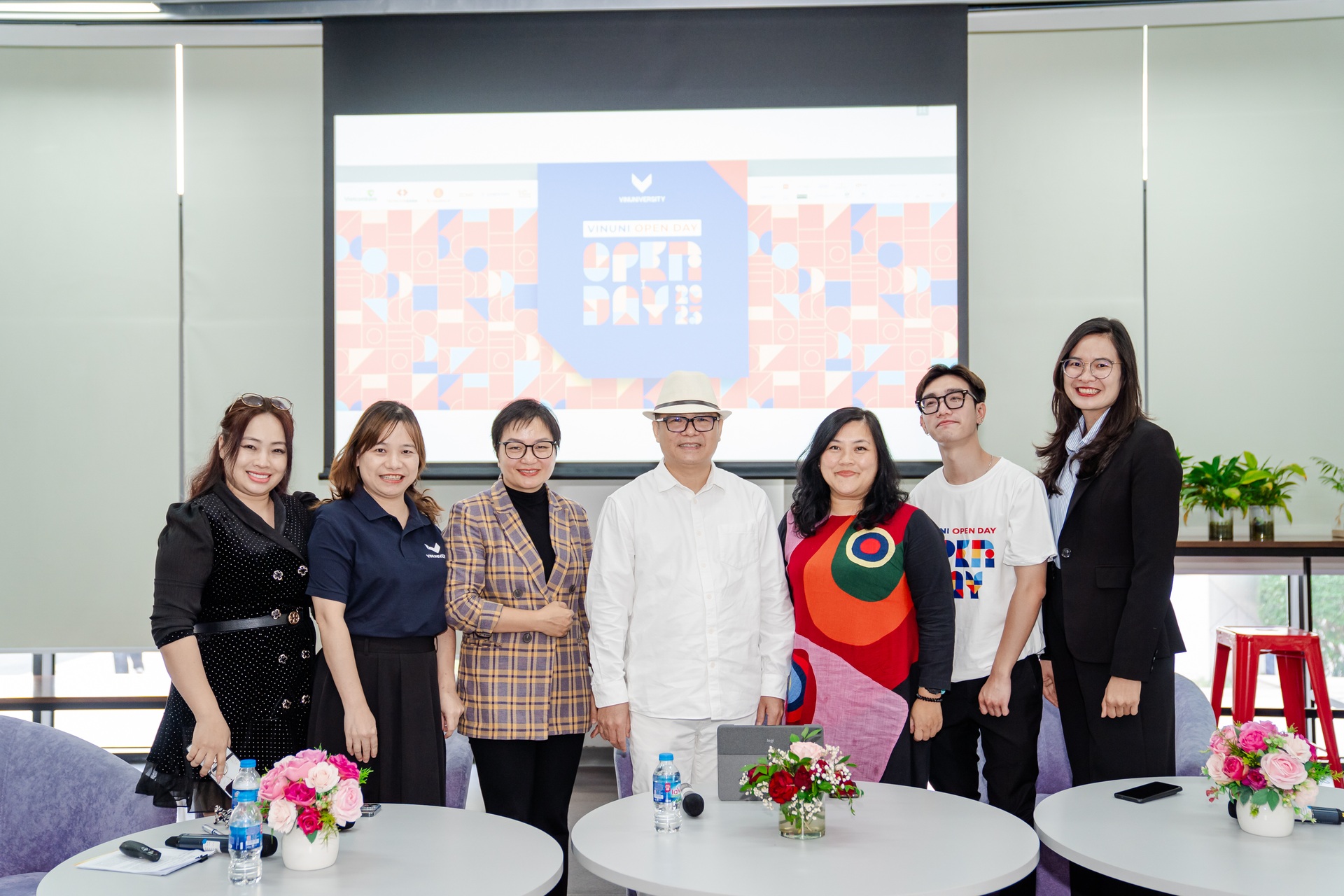 Hơn 4.000 phụ huynh, học sinh tham dự Ngày hội Trải nghiệm VinUni Open Day - 12 Hơn 4.000 phụ huynh, học sinh tham dự Ngày hội Trải nghiệm VinUni Open Day - 12