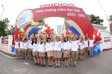 Lễ khai giảng với chủ đề tự tôn dân tộc tại Vinschool