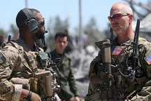 Mỹ bác bỏ tin liên quân không kích 2 địa điểm quân sự Syria