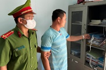 Phó chỉ huy quân sự xã bị khởi tố vì lừa đảo