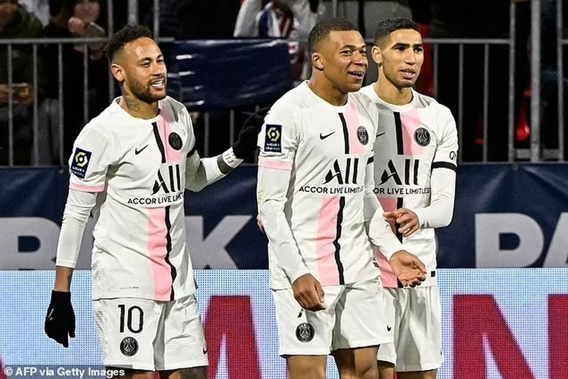 Neymar và Mbappe cùng lập hat-trick, PSG tiến sát ngôi vương - 1 Neymar và Mbappe cùng lập hat-trick, PSG tiến sát ngôi vương - 1