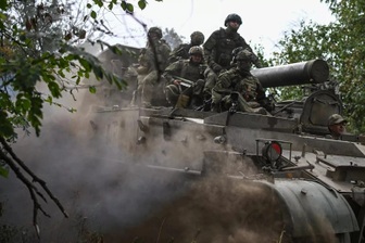 Nga tuyên bố bao vây hơn 10.000 binh sĩ Ukraine