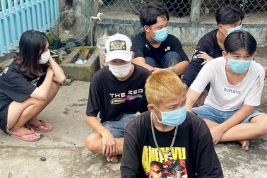 Chặn kịp thời nhóm thanh thiếu niên mang nhiều "hàng nóng" đi hỗn chiến