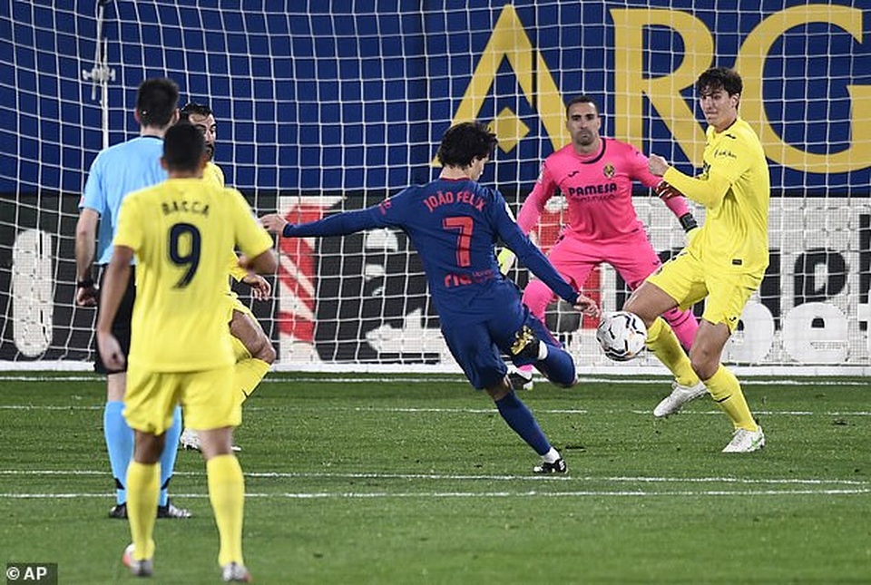 Hạ Villarreal, Atletico bỏ xa Barcelona và Real Madrid - 6 Hạ Villarreal, Atletico bỏ xa Barcelona và Real Madrid - 6