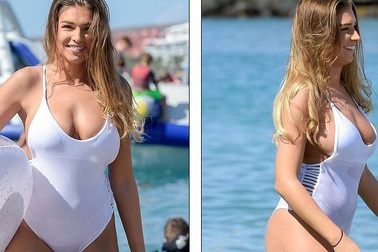 Người đẹp 9X khoe dáng nảy nở