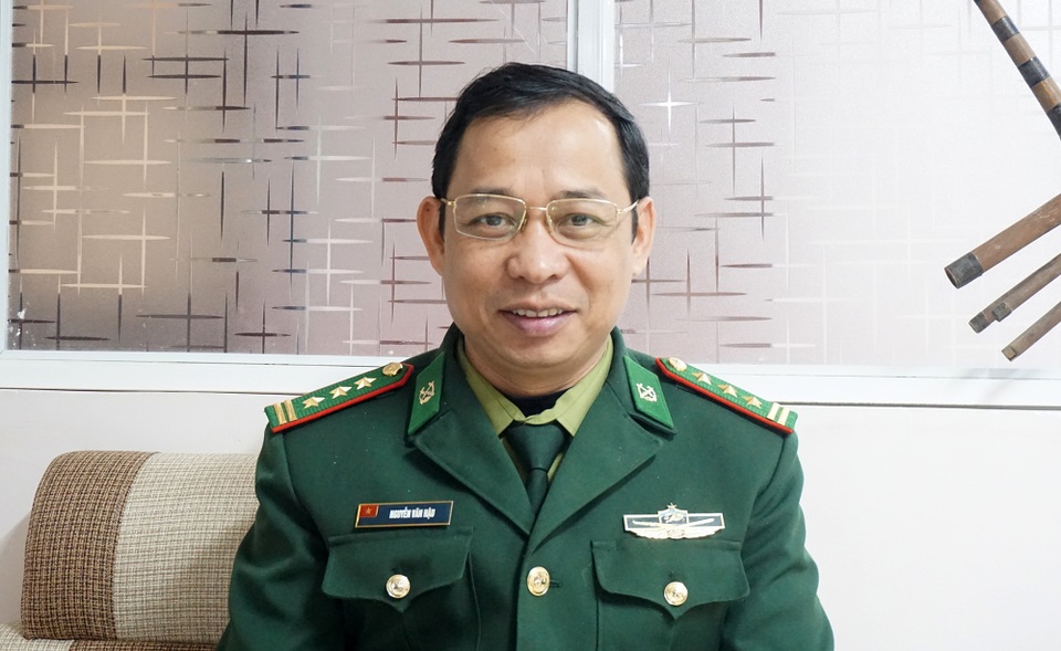Bài 3: Phát huy trách nhiệm, thiết thực giúp xã nghèo - 6 Bài 3: Phát huy trách nhiệm, thiết thực giúp xã nghèo - 6