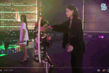 Lệ Quyên tập vũ đạo đến bật móng chân, Hồng Nhung liều mình đu dây