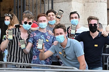 Cách các nước thiết lập cuộc sống "bình thường mới" bằng thẻ xanh Covid-19