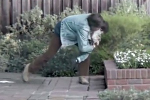 Clip “Khoảnh khắc cha là người hùng của con” ấn tượng nhất Internet tuần qua