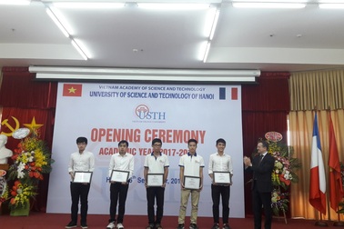 Đại học Việt - Pháp khai giảng năm học mới