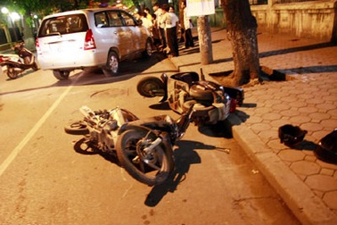 Xe “ô tô điên” hay người tham gia giao thông “điên”?