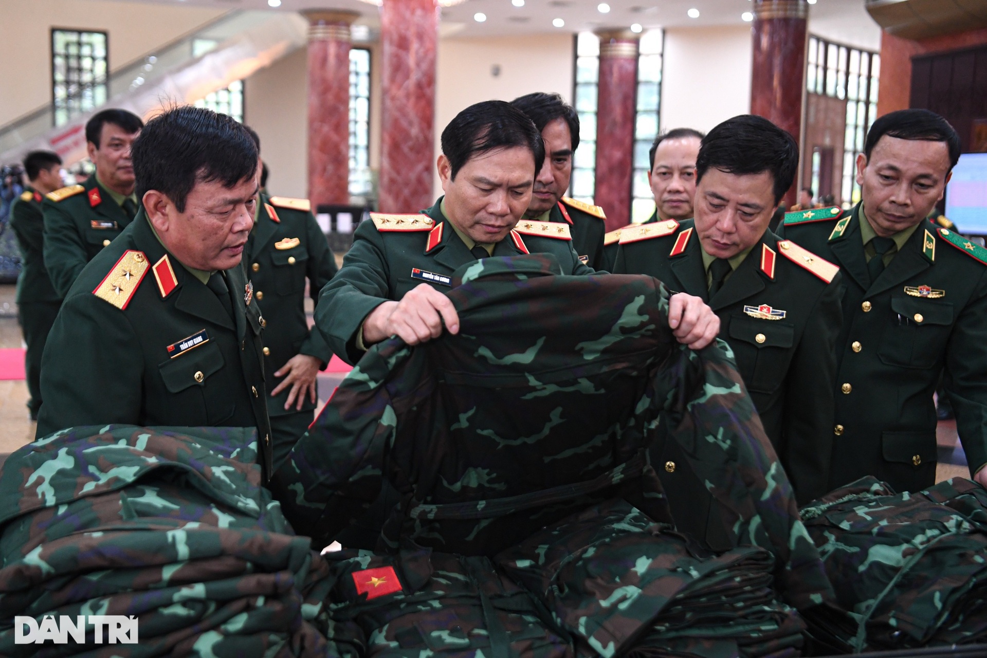 Dàn trang thiết bị chuyên dụng của quân đội Việt Nam sang Thổ Nhĩ Kỳ - 4 Dàn trang thiết bị chuyên dụng của quân đội Việt Nam sang Thổ Nhĩ Kỳ - 4