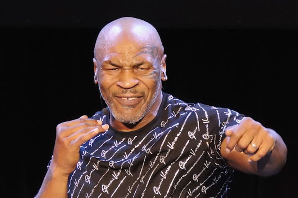 Tòm tem cháu gái của thầy, Mike Tyson suýt bị bắn chết - 2 Tòm tem cháu gái của thầy, Mike Tyson suýt bị bắn chết - 2