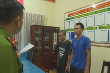 Nhóm nam thanh niên nổ súng giữa quán nhậu: Bắt khẩn cấp 2 đối tượng