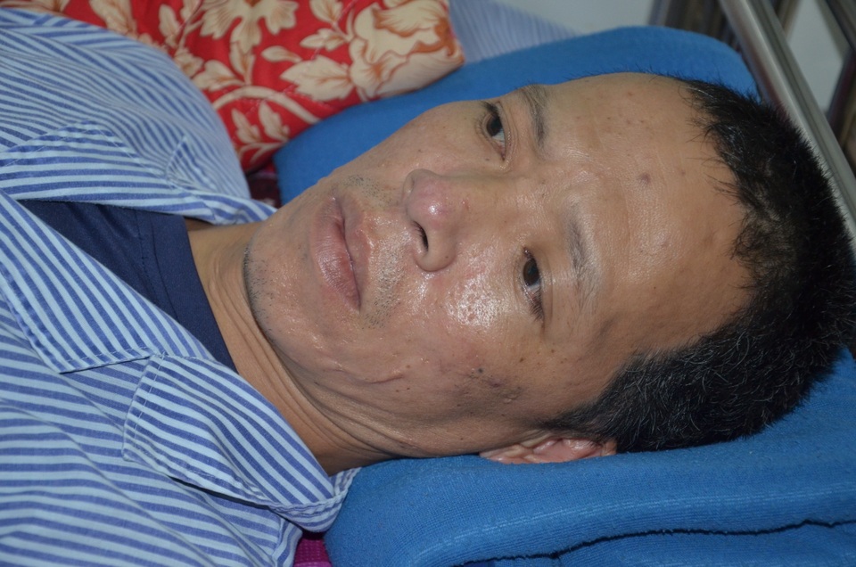 Thương cảnh người cha 2 con, chấn thương sọ não không tiền chữa trị - 1 Thương cảnh người cha 2 con, chấn thương sọ não không tiền chữa trị - 1
