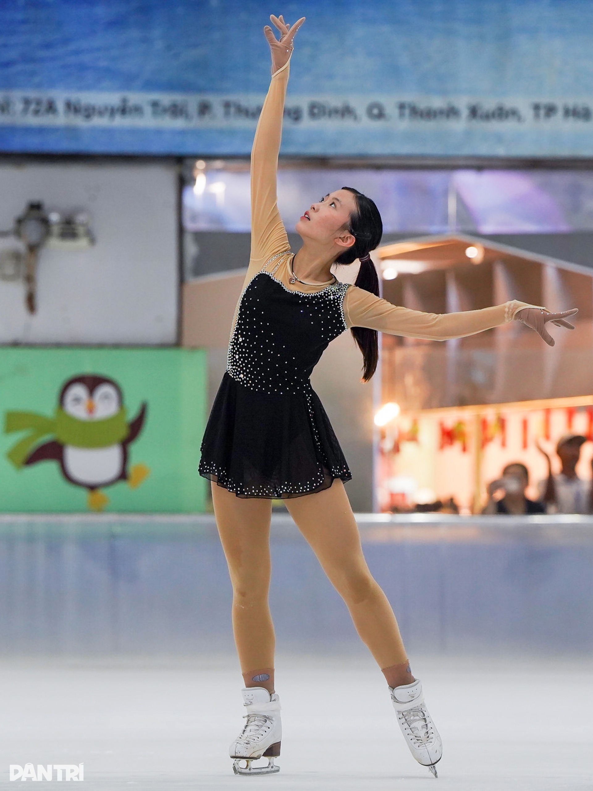 全国ユースフィギュアスケート選手権で美女たちがその美しさを披露 - 15 Những bóng hồng khoe sắc tại Giải vô địch trẻ trượt băng Quốc gia - 15