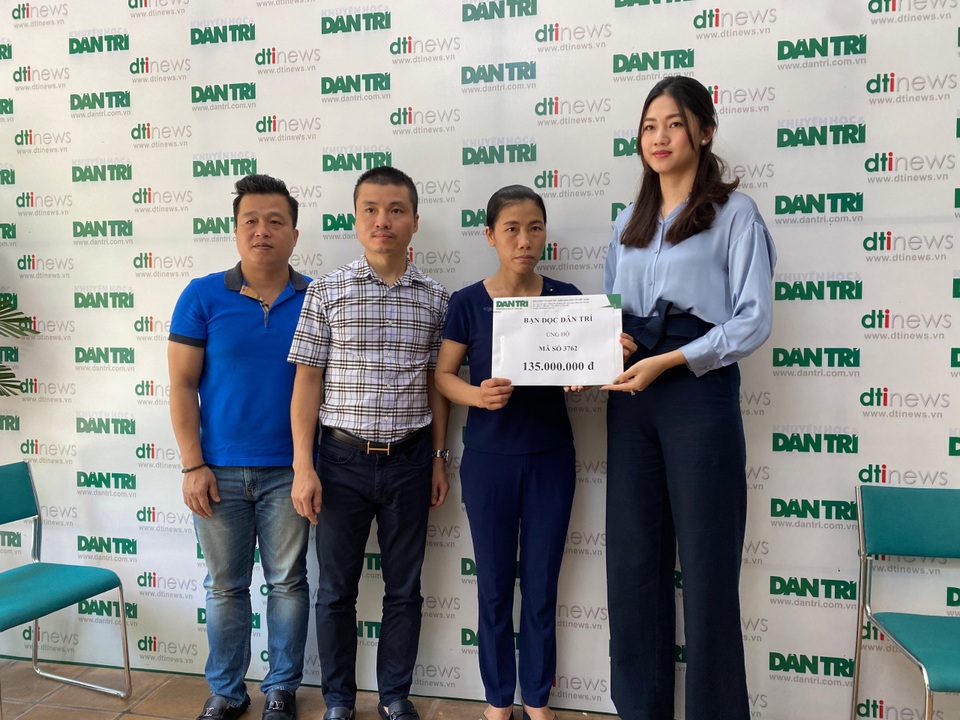 Gia đình Á hậu Thanh Tú dùng toàn bộ tiền sinh nhật con trai làm từ thiện - 2 Gia đình Á hậu Thanh Tú dùng toàn bộ tiền sinh nhật con trai làm từ thiện - 2