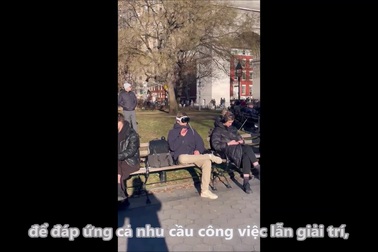 Sử dụng kính Vision Pro nơi công cộng tạo nên những cảnh tượng khá hài hước