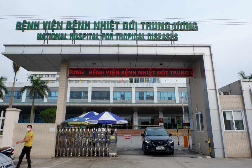 Bệnh nhân ngoại quốc và những thử thách đặc biệt với lực lượng tuyến đầu - 2 Bệnh nhân ngoại quốc và những thử thách đặc biệt với lực lượng tuyến đầu - 2