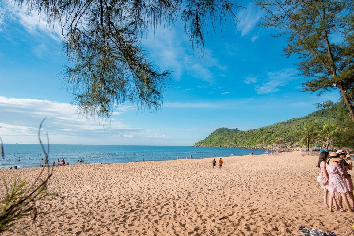 Lý do Thanh Hóa đón lượng khách đông nhất Việt Nam dịp 30/4-1/5 - 4 Lý do Thanh Hóa đón lượng khách đông nhất Việt Nam dịp 30/4-1/5 - 4