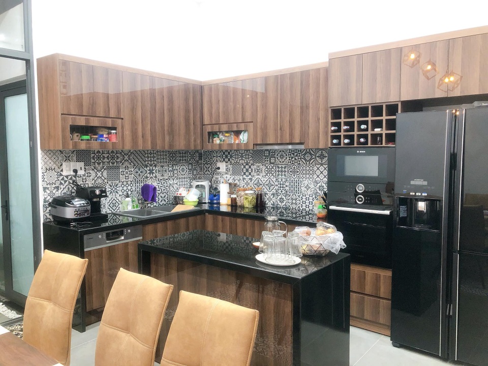 Vợ chồng trẻ ở Đà Nẵng xây nhà 3 tỷ đồng “ngập cây xanh và ánh nắng” - 9 Vợ chồng trẻ ở Đà Nẵng xây nhà 3 tỷ đồng “ngập cây xanh và ánh nắng” - 9