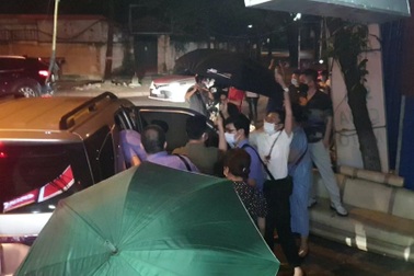 Tước quân tịch Trưởng phòng Cảnh sát Kinh tế Công an Hà Nội Phùng Anh Lê