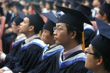 Tân cử nhân ngành tài chính ngân hàng thất nghiệp nhưng ngân hàng vẫn đang khát nhân lực