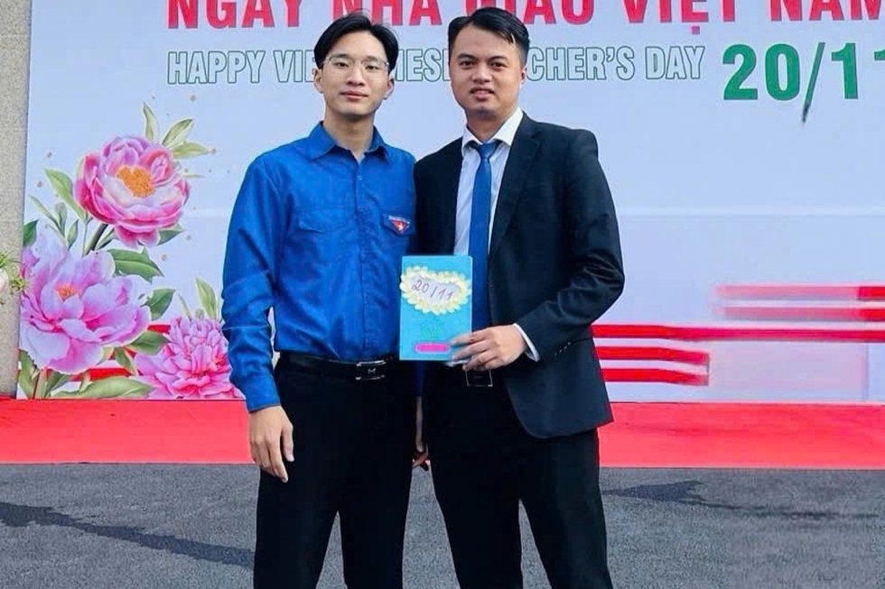 Thủ khoa Đại học Sư phạm bị bố giận thời gian dài vì lý do bất ngờ - 5