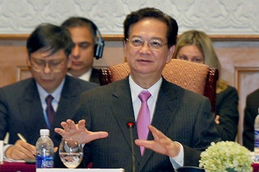 “Việt Nam lấy tiền đâu để phát triển nhanh, bền vững?”