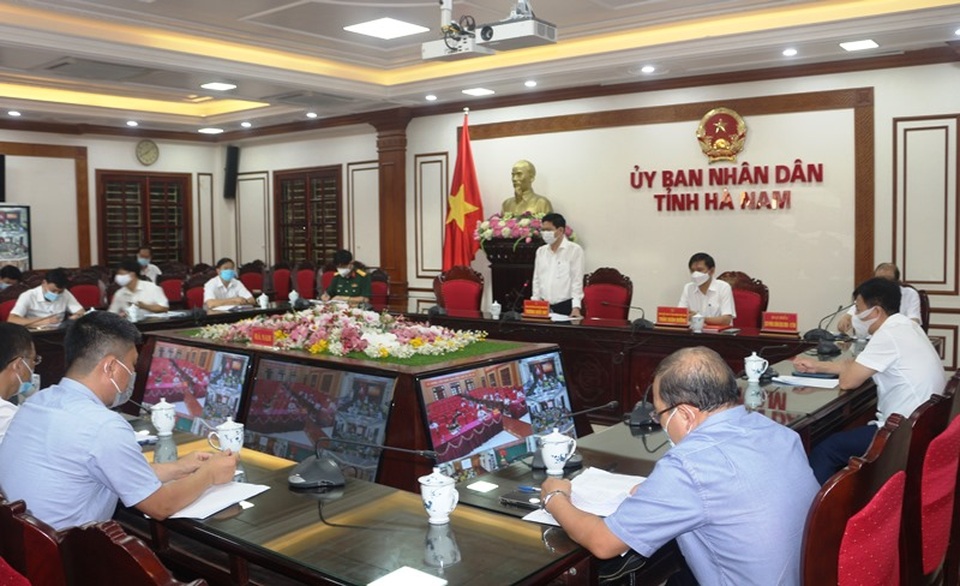 Chủ tịch Hà Nam: Nếu để dịch bệnh lây lan, người đứng đầu sẽ bị kỷ luật - 2 Chủ tịch Hà Nam: Nếu để dịch bệnh lây lan, người đứng đầu sẽ bị kỷ luật - 2