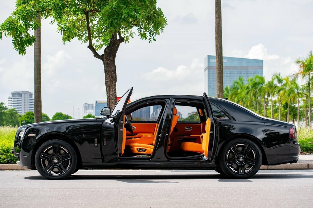 Chiếc Rolls-Royce Ghost này mỗi năm mất giá tới 1 tỷ đồng - 2