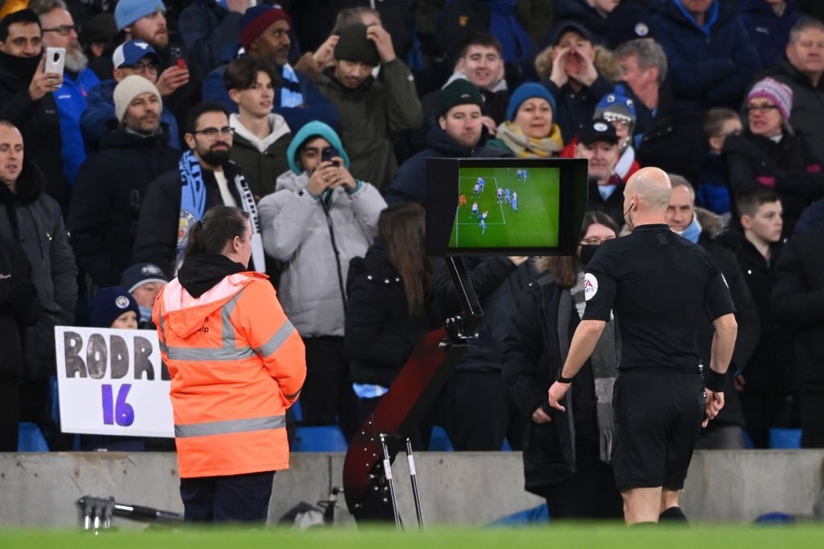 Tottenham quật ngã Man City tại Etihad ở phút bù giờ - 4 Tottenham quật ngã Man City tại Etihad ở phút bù giờ - 4