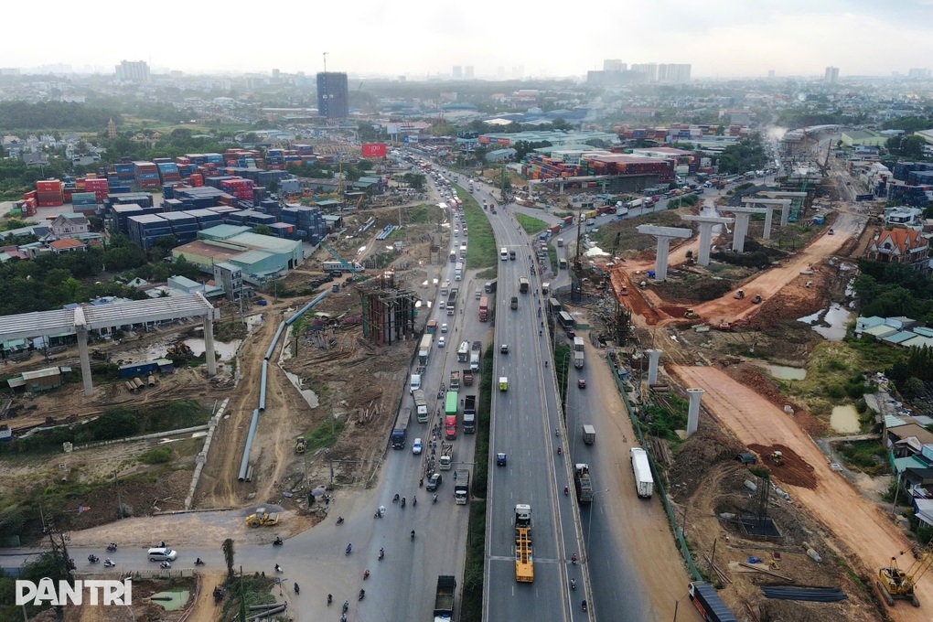 Thông xe kỹ thuật 29,2km cao tốc Vành đai 3 TPHCM ngày 19/12 - 2