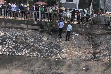 Hà Nội: Cứu sống cô gái nhảy sông Tô Lịch tự tử