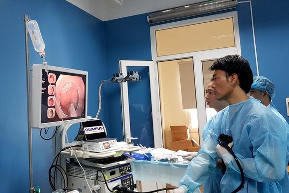 Trẻ hóa bệnh người già: Mới 9, 10 tuổi đã tắc ruột vì ung thư đại trực tràng - 1 Trẻ hóa bệnh người già: Mới 9, 10 tuổi đã tắc ruột vì ung thư đại trực tràng - 1