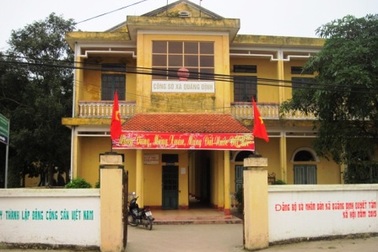 Xã “làm ngơ” cho dân lấn chiếm đất công cộng