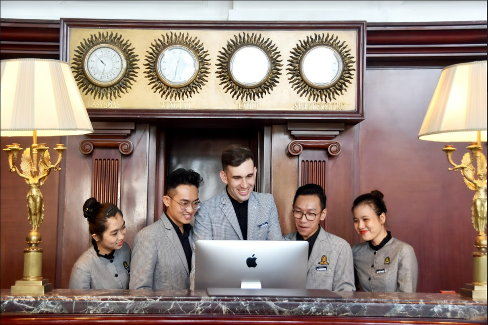 Du học tại khách sạn 5 sao, nghề thăng tiến nhanh thu nhập khủng - 4 Du học tại khách sạn 5 sao, nghề thăng tiến nhanh thu nhập khủng - 4