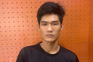 Đuổi theo tên cướp, người đàn ông bị ngã xe khiến vợ tử vong