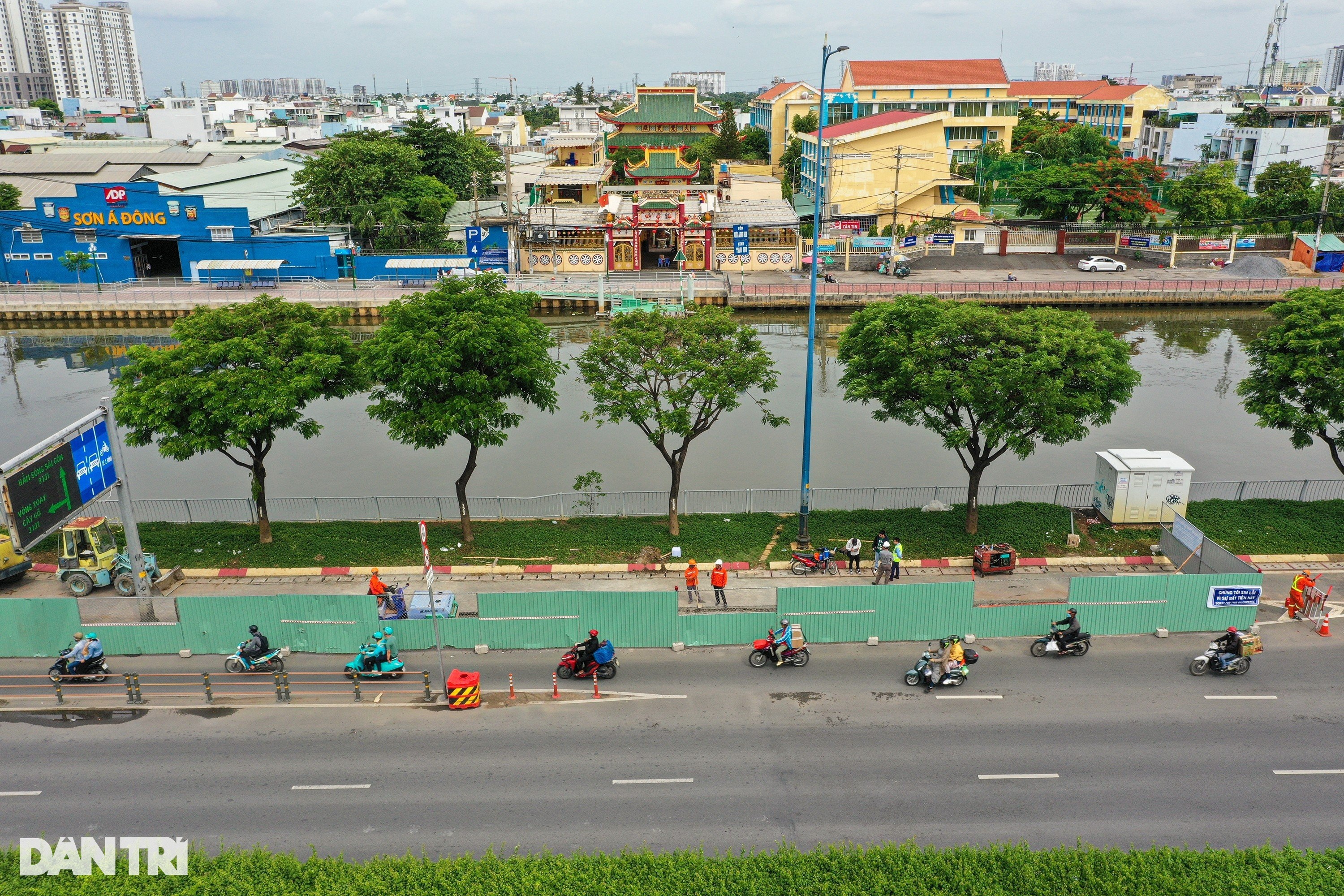 View - Bắt đầu dời cây, thi công mở rộng 8km đại lộ Võ Văn Kiệt ở TPHCM | Báo Dân trí