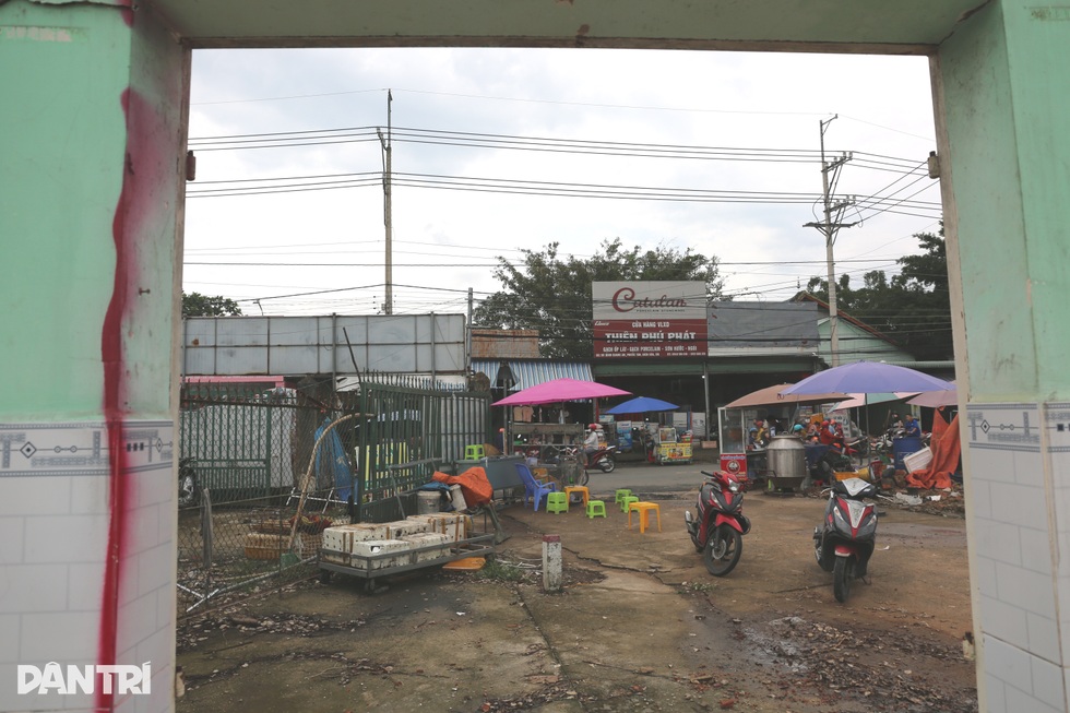 Người dân bị ảnh hưởng cao tốc Biên Hòa - Vũng Tàu mỏi mòn chờ tái định cư - 4 Người dân bị ảnh hưởng cao tốc Biên Hòa - Vũng Tàu mỏi mòn chờ tái định cư - 4