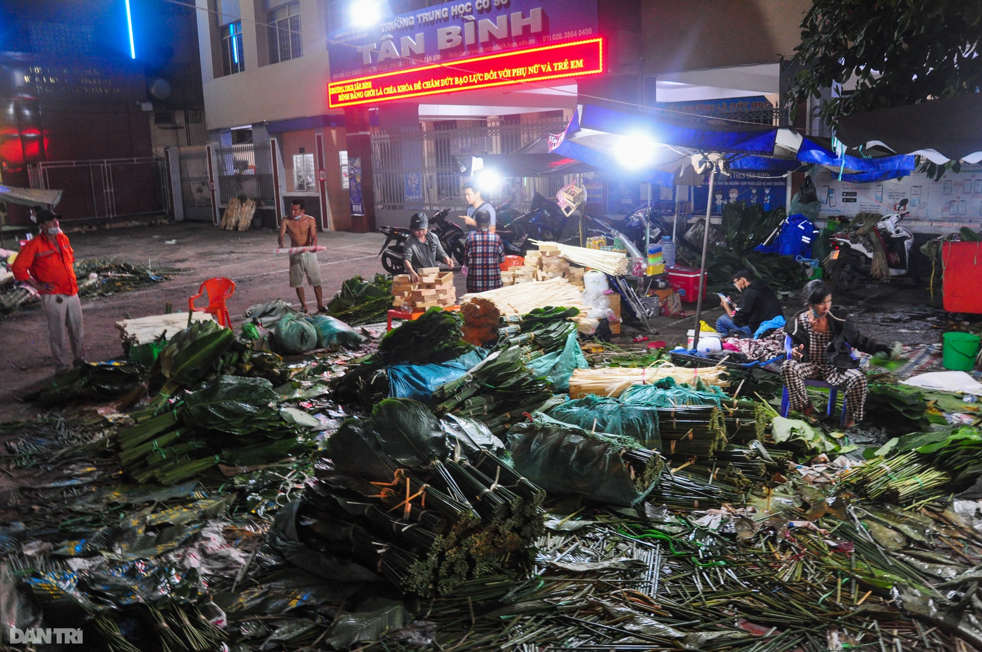 Chợ lá dong lâu đời nhất Sài Gòn tấp nập ngày giáp Tết - 11