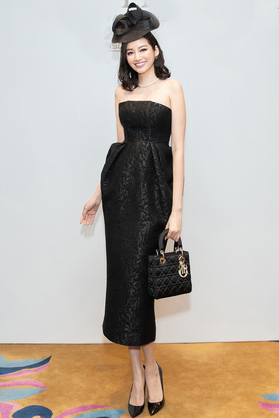 Dịp hiếm hoi ca sĩ Hà Trần, Thanh Lam xuất hiện trên thảm đỏ thời trang - 14 Dịp hiếm hoi ca sĩ Hà Trần, Thanh Lam xuất hiện trên thảm đỏ thời trang - 14