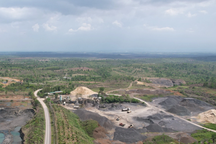 Giám đốc bị khởi tố vì cho khai thác đá vượt phép