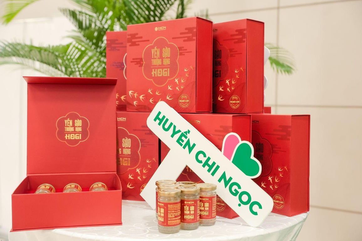 Sự kiện ra mắt Yến sào thượng hạng Hogi với sự góp mặt của dàn sao nổi tiếng - 1 Sự kiện ra mắt Yến sào thượng hạng Hogi với sự góp mặt của dàn sao nổi tiếng - 1