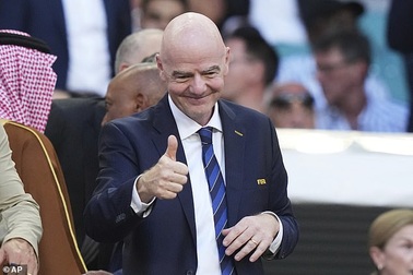 Trận đấu ở Club World Cup lập kỷ lục không mong muốn, CĐV oán trách FIFA