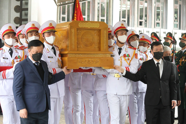 Lãnh đạo Đảng, Nhà nước và nhân dân viếng tang ông Vũ Oanh