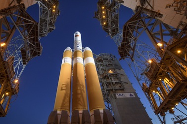 Lực kéo nào khiến tàu vũ trụ Parker có tốc độ nhanh nhất?