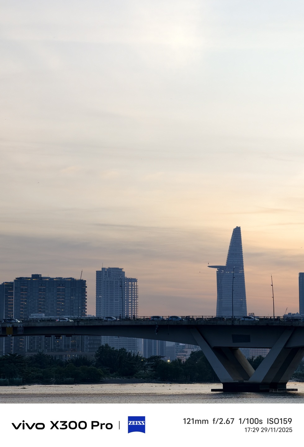 vivo X300 Pro đối đầu iPhone 17 Pro Max: Đâu là lựa chọn phù hợp? - 8 vivo X300 Pro đối đầu iPhone 17 Pro Max: Đâu là lựa chọn phù hợp? - 8